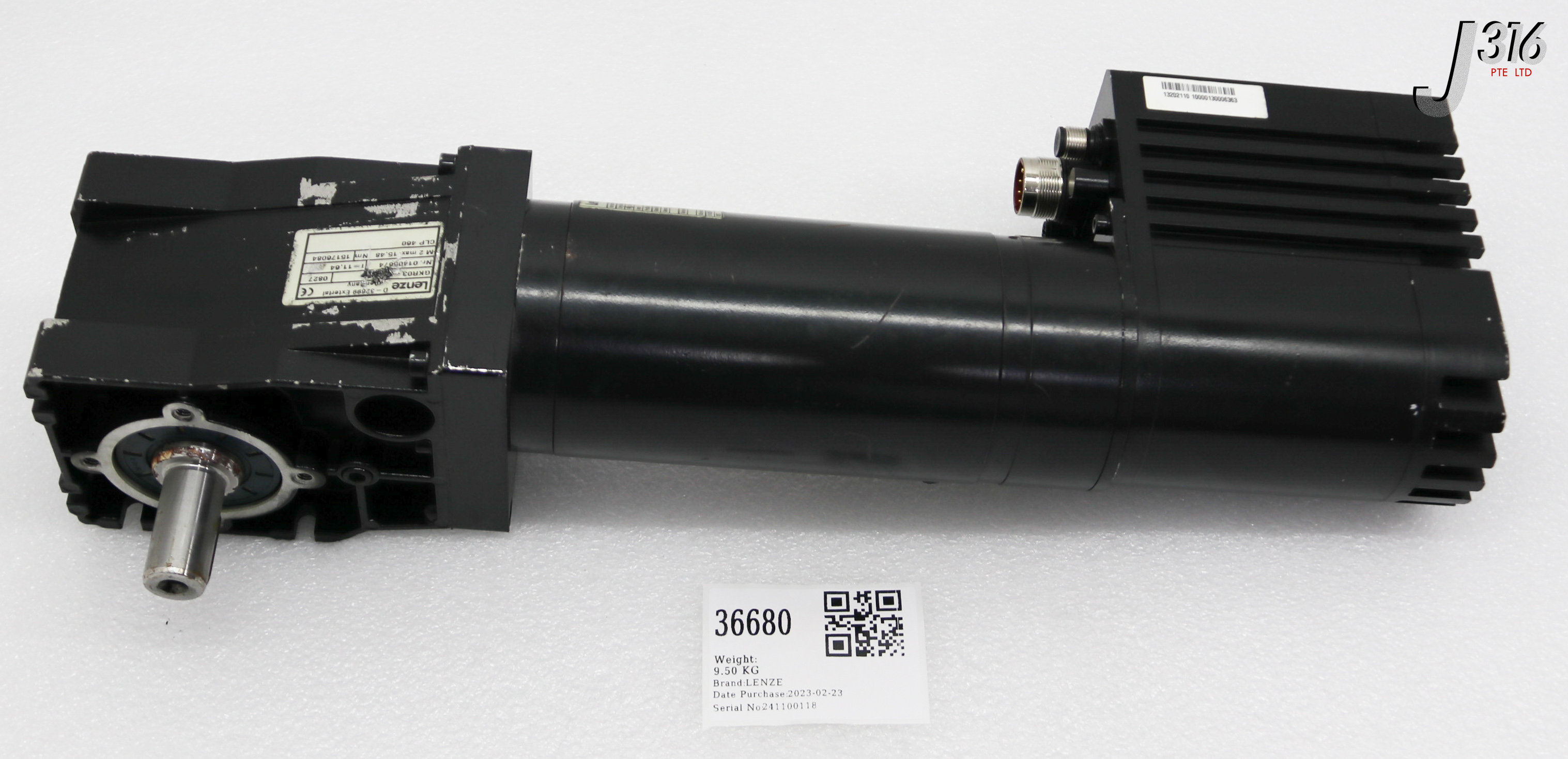 36680 LENZE SERVO DRIVE W/ BEVEL GEARBOX GKR03-2FVAR GKR03-2GVAR